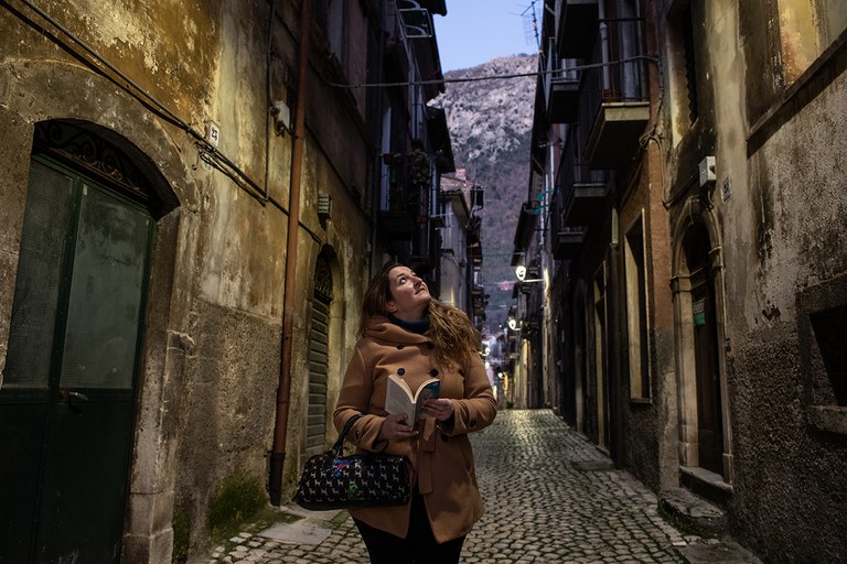 12 Giulia Vanni Valdrada Calvino tra i vicoli.jpg 12 Giulia Vanni Valdrada Calvino tra i vicoli.jpg