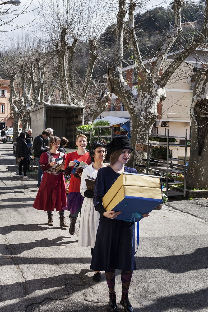 Incursione urbana - La Quiete Teatro - marzo 2016 - foto di Francesco Galli
